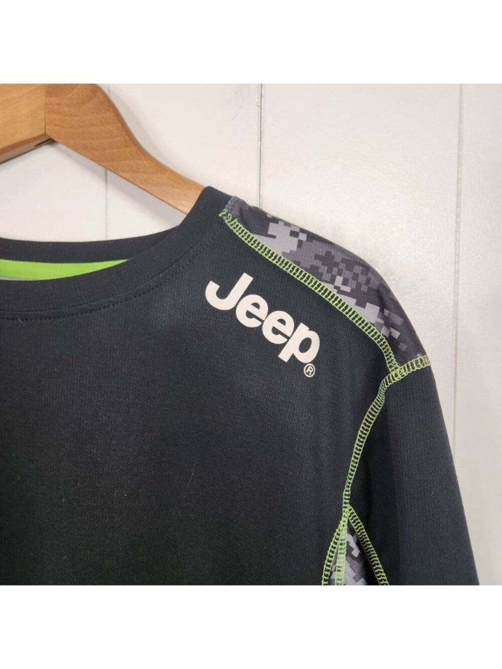 Jeep Black Digital Camo Choko Athletics Body Shield Mens XL T-Shirt - Picture 2 of 9